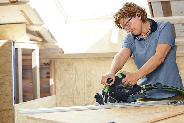 Serra de incisão a bateria TSC 55 KS