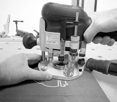 Tupia: Condução da fresadora vertical