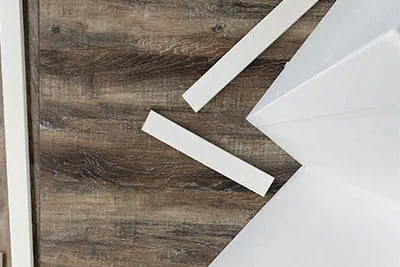 Cortar com a serra de ripas