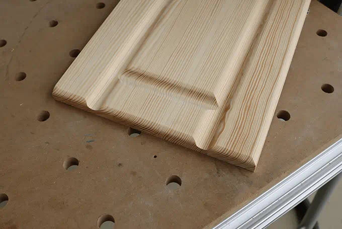Fresar ranhura decorativa com tupia