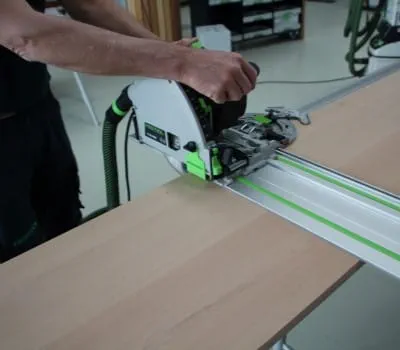 Cortar ao comprimento das tiras de painel